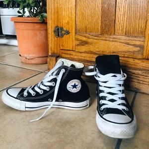Authentic Tall Converse chuck taylor canvas